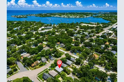 2621 6th Street S, Saint Petersburg, FL 33705 - Photo 9
