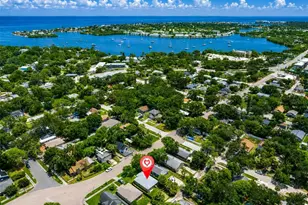 2621 6th St S, Saint Petersburg, FL 33705 - Photo 9