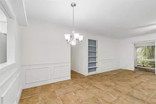 10387 Carrollwood Ln, Tampa, FL 33618 - Photo 13