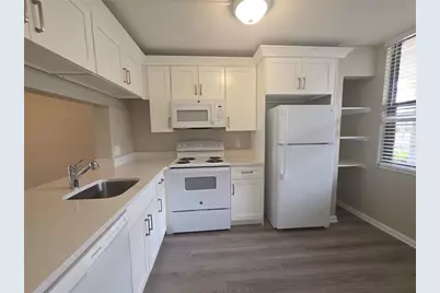 2049 Skimmer Court W #311, Clearwater, FL 33762 - Photo 3