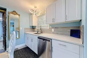 4831 Fairfield Ave S, Saint Petersburg, FL 33711 - Photo 11