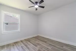 116 85th Ave N, Saint Petersburg, FL 33702 - Photo 21