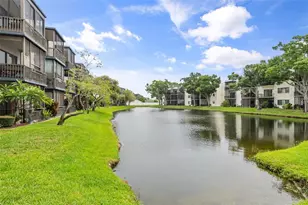 5990 Terrace Park Dr N, Saint Petersburg, FL 33709 - Photo 29