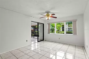 5990 Terrace Park Dr N, Saint Petersburg, FL 33709 - Photo 17