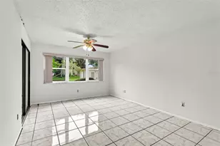 5990 Terrace Park Dr N, Saint Petersburg, FL 33709 - Photo 21