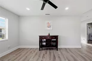 1915 W Del Webb Blvd, Sun City Center, FL 33573 - Photo 17