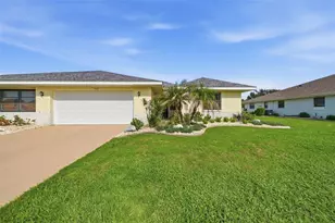 1915 W Del Webb Blvd, Sun City Center, FL 33573 - Photo 3