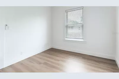 4324 Emerson Avenue S, Saint Petersburg, FL 33711 - Photo 31