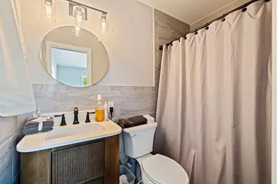 7073 S Shore Drive S, Saint Petersburg, FL 33707 - Photo 21