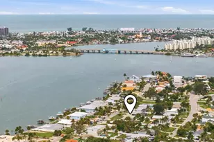 7073 S Shore Dr S, Saint Petersburg, FL 33707 - Photo 39