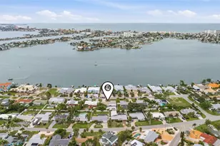 7073 S Shore Dr S, Saint Petersburg, FL 33707 - Photo 37