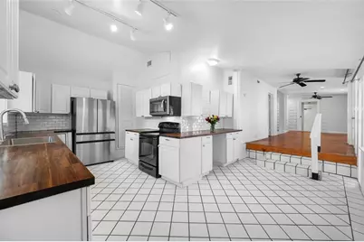 492 6th Avenue N, Saint Petersburg, FL 33701 - Photo 5