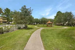 2403 Lake Woodberry Cir, Brandon, FL 33510 - Photo 19