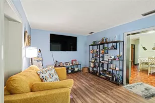 3040 Strawberry Ln, Lakeland, FL 33801 - Photo 7