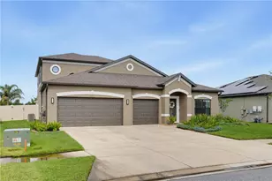 7903 Lago Mist Wy, Wesley Chapel, FL 33545 - Photo 5