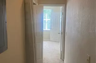 18001 Richmond Pl Dr, Tampa, FL 33647 - Photo 5