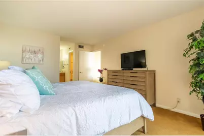 5277 Isla Key Boulevard S #124, Saint Petersburg, FL 33715 - Photo 35