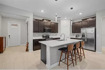 10460 Gable Dig Loop, San Antonio, FL 33576 - Photo 5