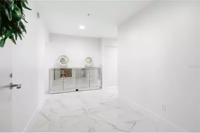 175 1st Street S #1008, Saint Petersburg, FL 33701 - Photo 3