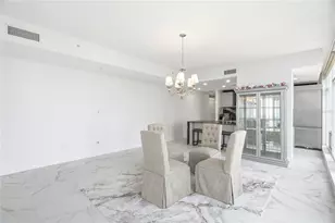 175 1st St S, Saint Petersburg, FL 33701 - Photo 13