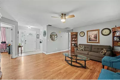 818 Cambridge Way, Lake Wales, FL 33853 - Photo 3