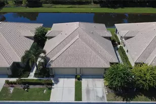 8218 Caponata Blvd, Seminole, FL 33777 - Photo 3