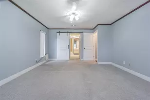 9217 Kingsridge Dr, Temple Terrace, FL 33637 - Photo 9