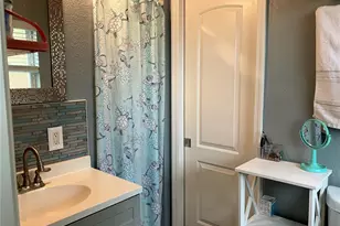 968 62nd Pl S, Saint Petersburg, FL 33705 - Photo 25