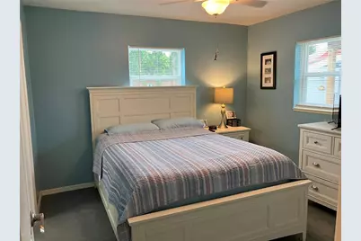 968 62nd Place S, Saint Petersburg, FL 33705 - Photo 9
