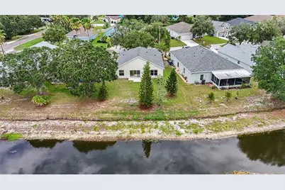 9407 Cypress Harbor Drive, Gibsonton, FL 33534 - Photo 37