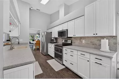 12010 Steppingstone Boulevard, Tampa, FL 33635 - Photo 13