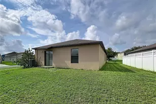 36095 Carriage Pine Ct, Zephyrhills, FL 33541 - Photo 27