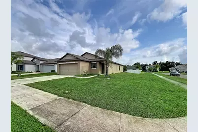 36095 Carriage Pine Court, Zephyrhills, FL 33541 - Photo 3
