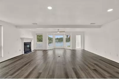 5995 Blossom Lake Drive, Seminole, FL 33772 - Photo 7