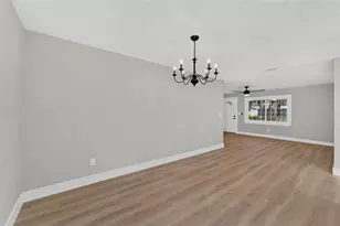 1229 Oak Valley Dr, Seffner, FL 33584 - Photo 19