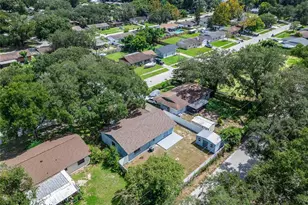 1229 Oak Valley Dr, Seffner, FL 33584 - Photo 57