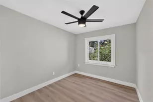 1229 Oak Valley Dr, Seffner, FL 33584 - Photo 31
