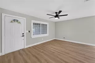 1229 Oak Valley Dr, Seffner, FL 33584 - Photo 15