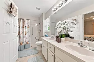 2242 W Del Webb Blvd, Sun City Center, FL 33573 - Photo 25