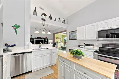 2242 W Del Webb Boulevard, Sun City Center, FL 33573 - Photo 13