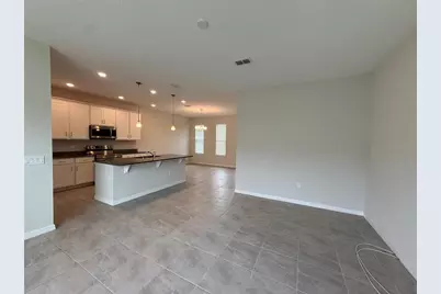 5072 Avalon Park Boulevard, Wesley Chapel, FL 33545 - Photo 3