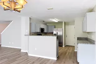 6320 Magnolia Trails Ln, Gibsonton, FL 33534 - Photo 5
