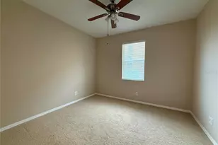 10856 Breaking Rocks Dr, Tampa, FL 33647 - Photo 13