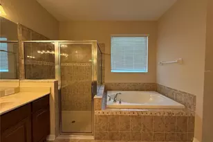 10856 Breaking Rocks Dr, Tampa, FL 33647 - Photo 33
