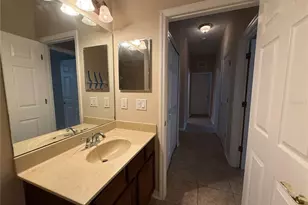 10856 Breaking Rocks Dr, Tampa, FL 33647 - Photo 15