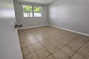 911 Washington Ave, Largo, FL 33770 - Photo 7