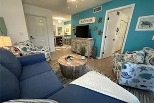 6825 Stonesthrow Cir N, Saint Petersburg, FL 33710 - Photo 5