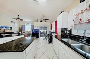 6804 Mirror Lake Ave, Tampa, FL 33634 - Photo 15