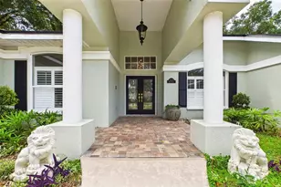 7225 River Forest Ln, Temple Terrace, FL 33617 - Photo 5