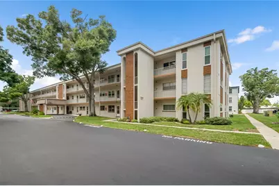 5880 38th Avenue N #109, Saint Petersburg, FL 33710 - Photo 1